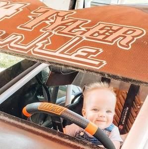 Meet your Posher, Tyler